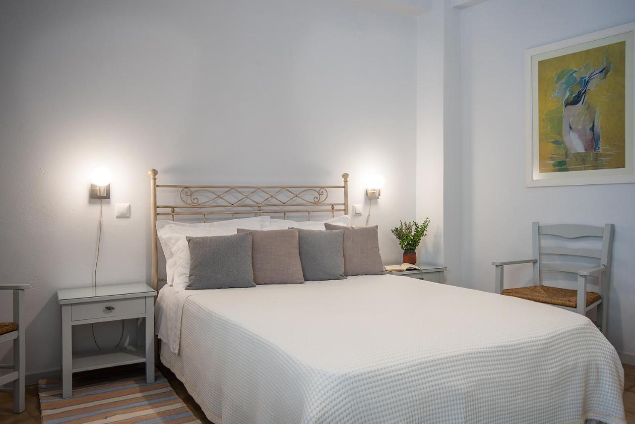Nautilus Apartments Páros 外观 照片